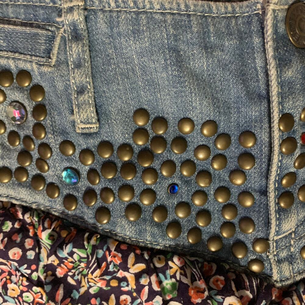 Express Jeans Floral Bejeweled Mini Skirt sz 10 - Picture 11 of 12